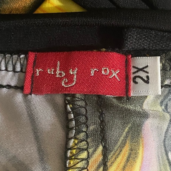 Ruby Rox Dress - Picture 3 of 5